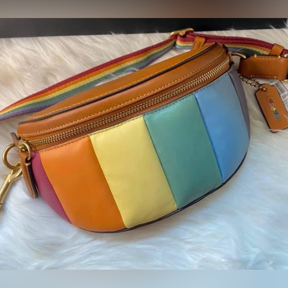 COACH Bethany Belt Bag With Rainbow Quilting NEW - Picture 4 of 16
